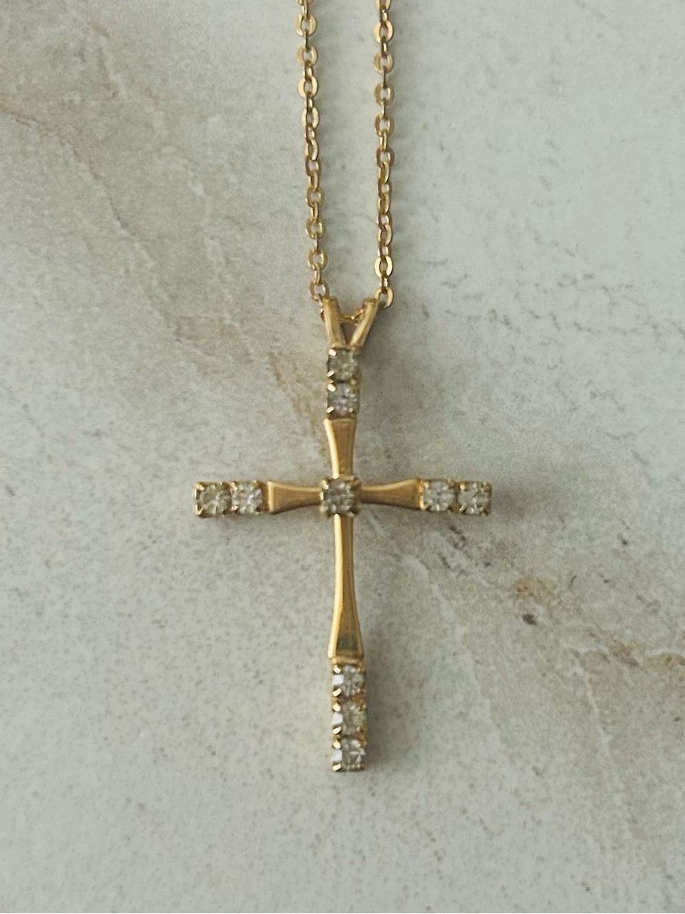 Vintage Gold Toned Cross Pendant Necklace with Clear Stones